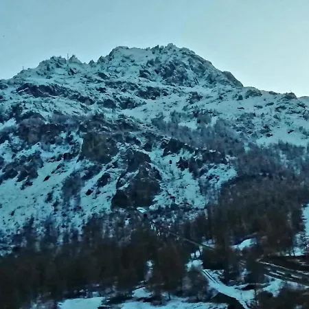 Les Dolomites Szálloda *