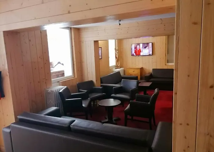 Les Dolomites Hotel *